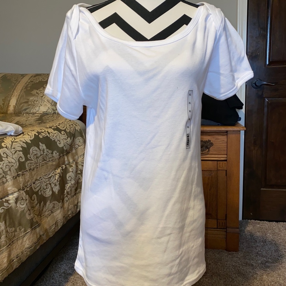 White t-shirt by Bitten, size XL